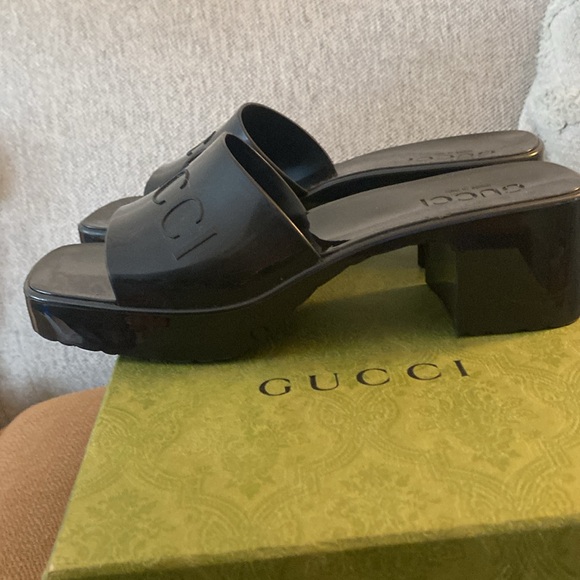 Gucci Nero Slide - Picture 2 of 8